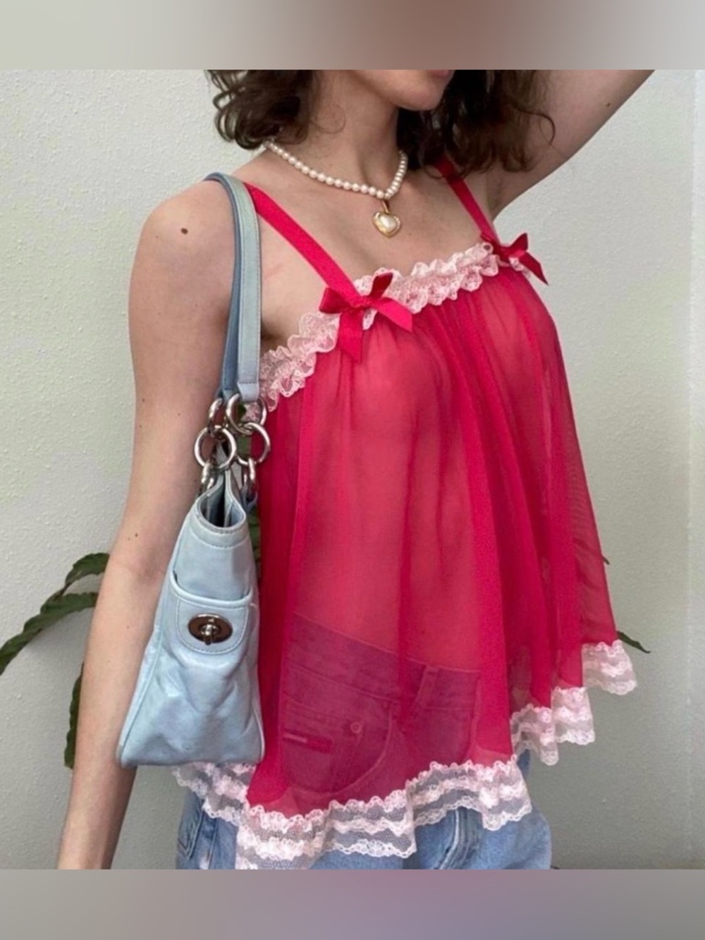 Vintage Y2K Victoria's Secret pink lace trim cami top with bow detail Size S